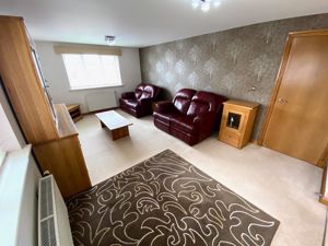 Lounge/Diner- click for photo gallery
